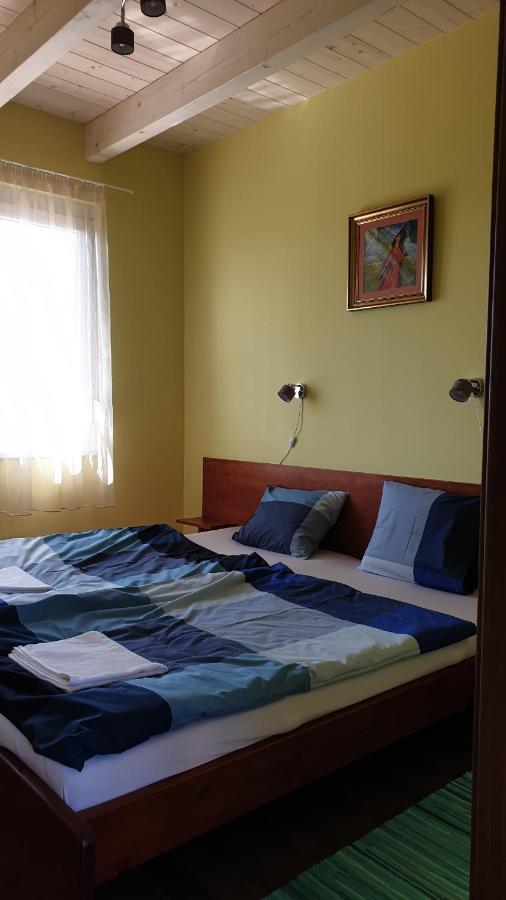 Búzavirág Apartmanház Balatonakali Exterior foto